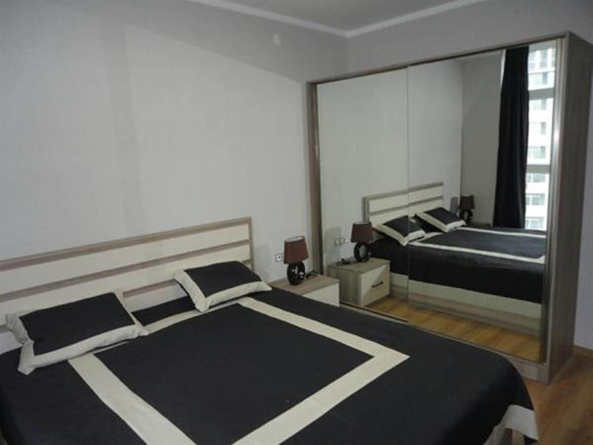 Apart Hotel In Black Sea Tower Batumi Exterior foto