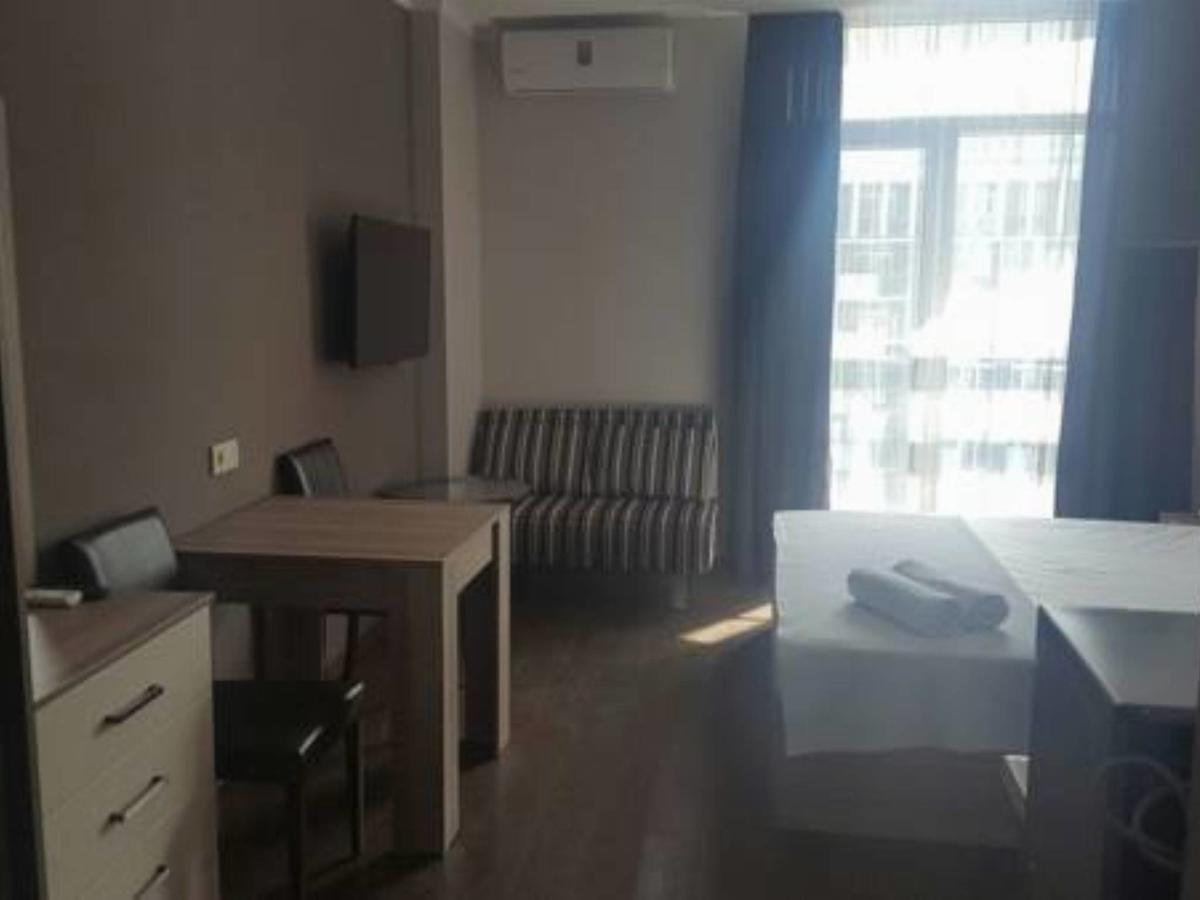 Apart Hotel In Black Sea Tower Batumi Exterior foto