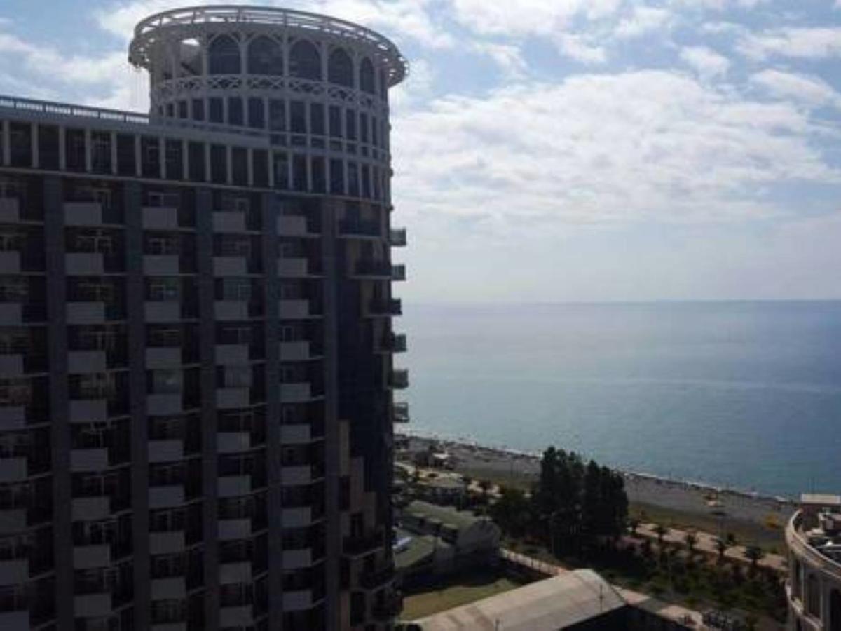 Apart Hotel In Black Sea Tower Batumi Exterior foto